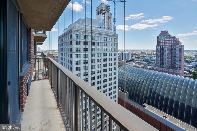 Building Photo - 1420 Locust Walk
