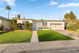Building Photo - So many bathrooms!