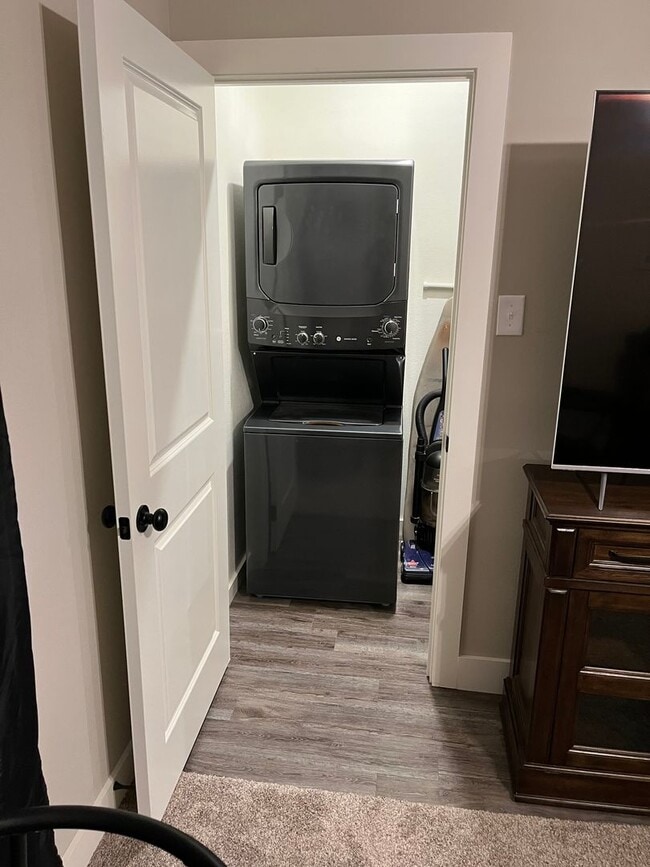 Building Photo - 4717 121st Pl