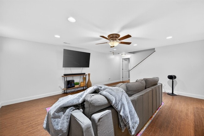Building Photo - 968 Ridgepointe Pl Cir