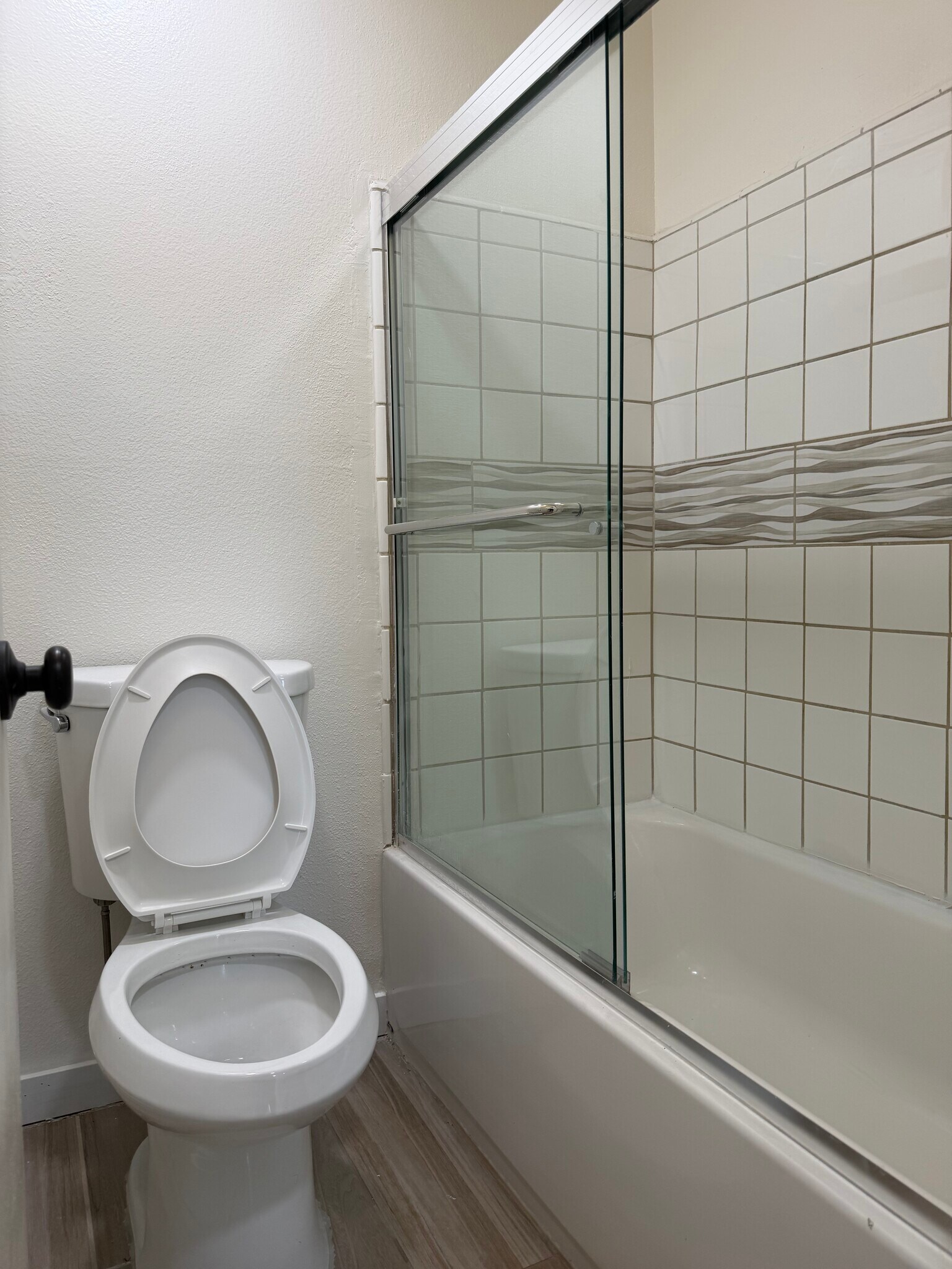 Building Photo - 3832 Chelsea Dr