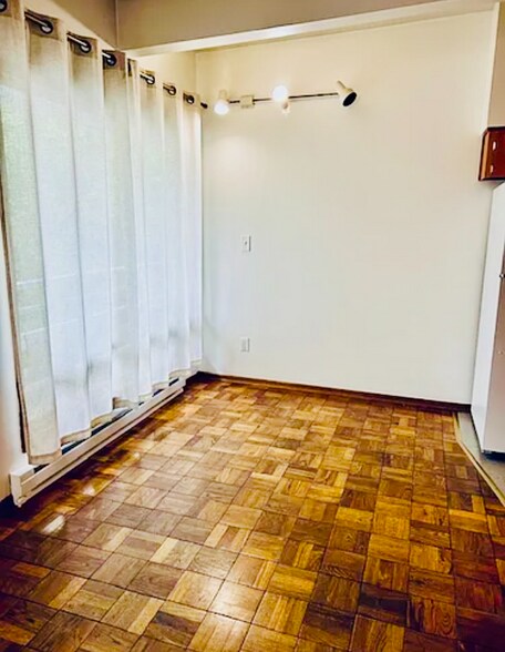 Building Photo - 3323 SW US Veterans Hospital Rd