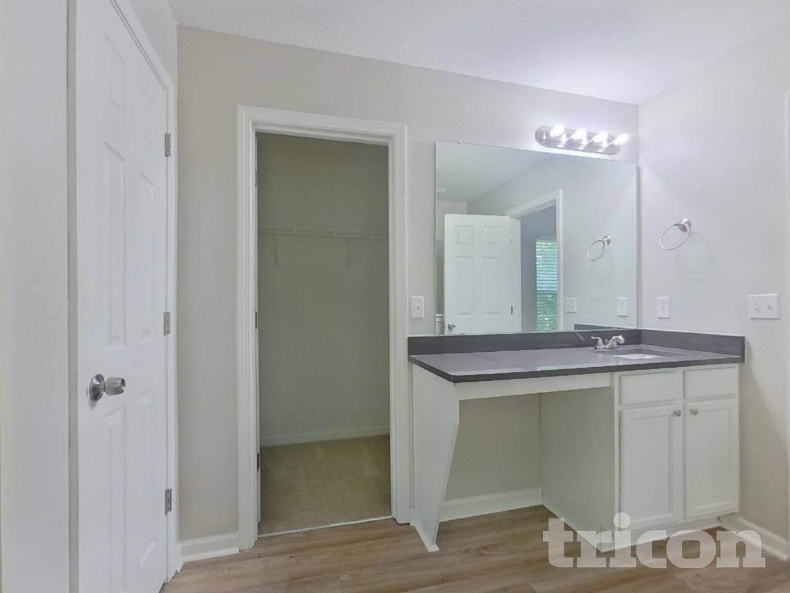 Building Photo - 1613 Brookgreen Ave