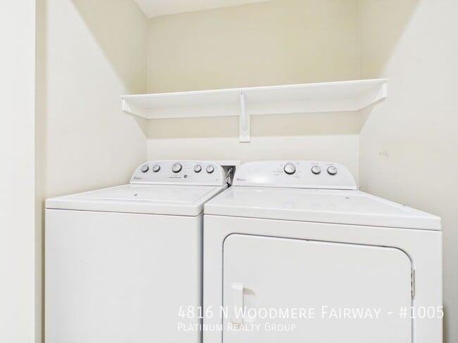 Building Photo - 4816 N Woodmere Fairway