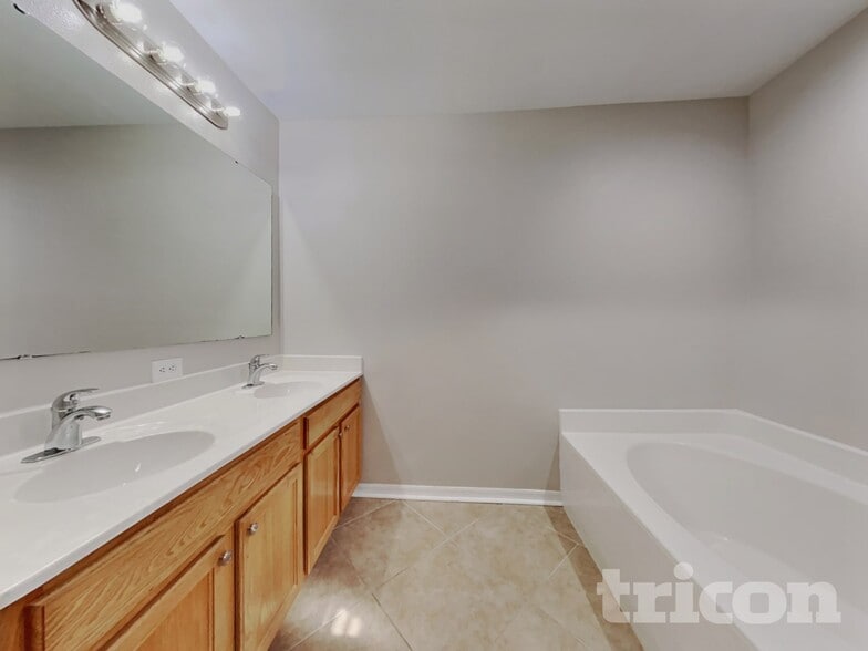 Building Photo - 508 Cloudcroft Dr