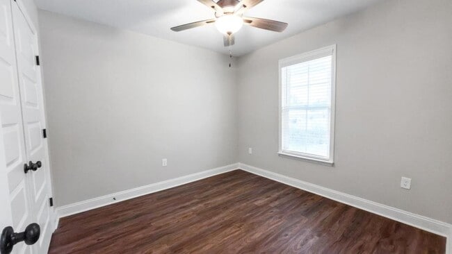 Building Photo - 1522 Woodard St