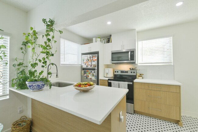 Building Photo - 4203 Rusk St