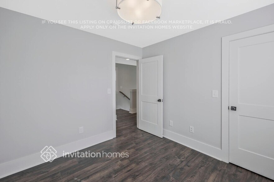 Building Photo - 647 Vernon Ave