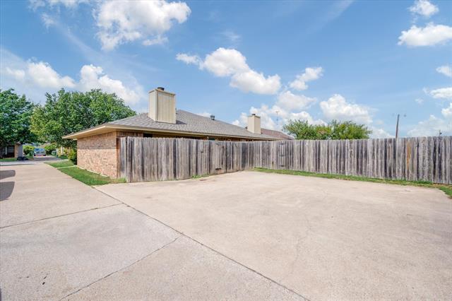 Building Photo - 2319 Indigo Ln