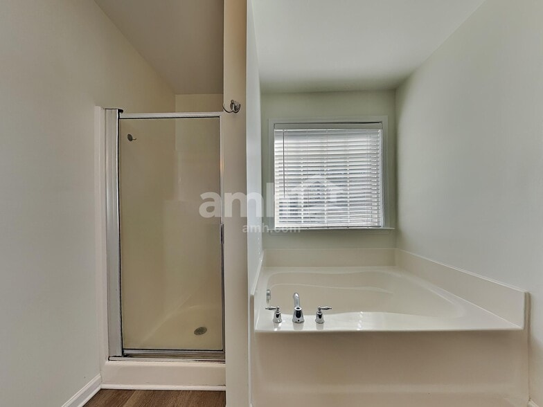 Building Photo - 8919 Cinder Ln