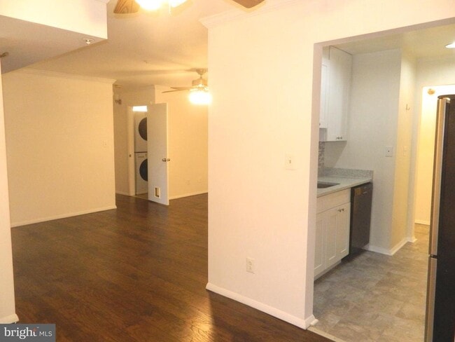 Building Photo - 7925 Coriander Dr