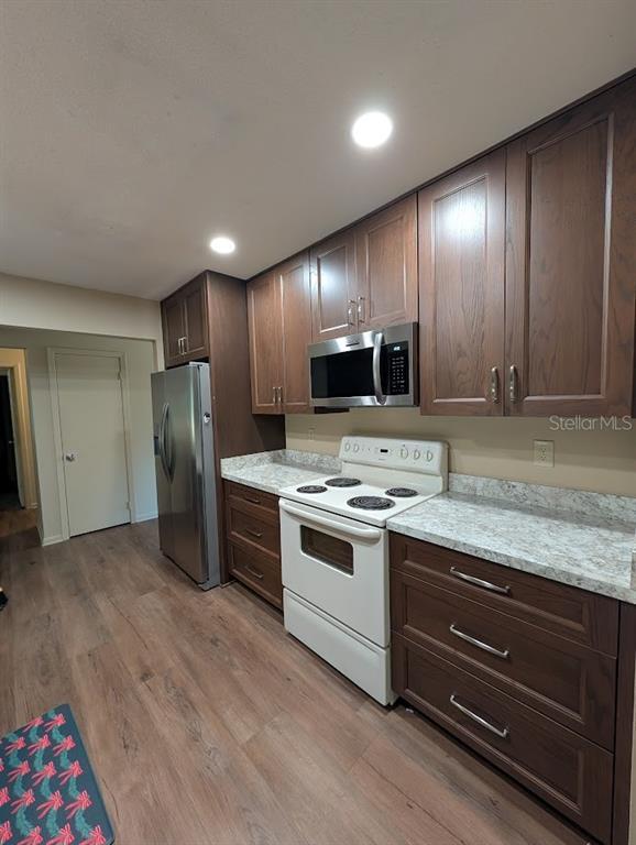 Building Photo - 149 SW Blueberry Pl