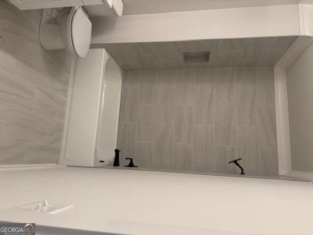 Building Photo - 319 Orchid St