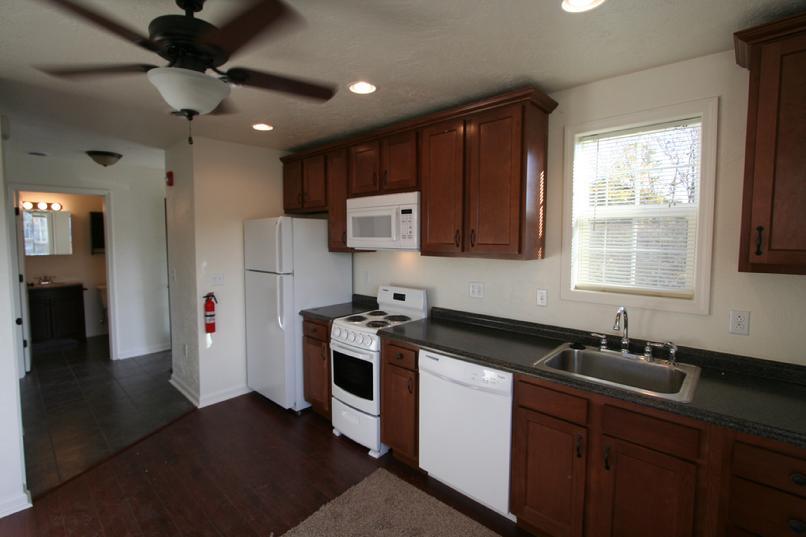 Building Photo - 331 Concord Ave