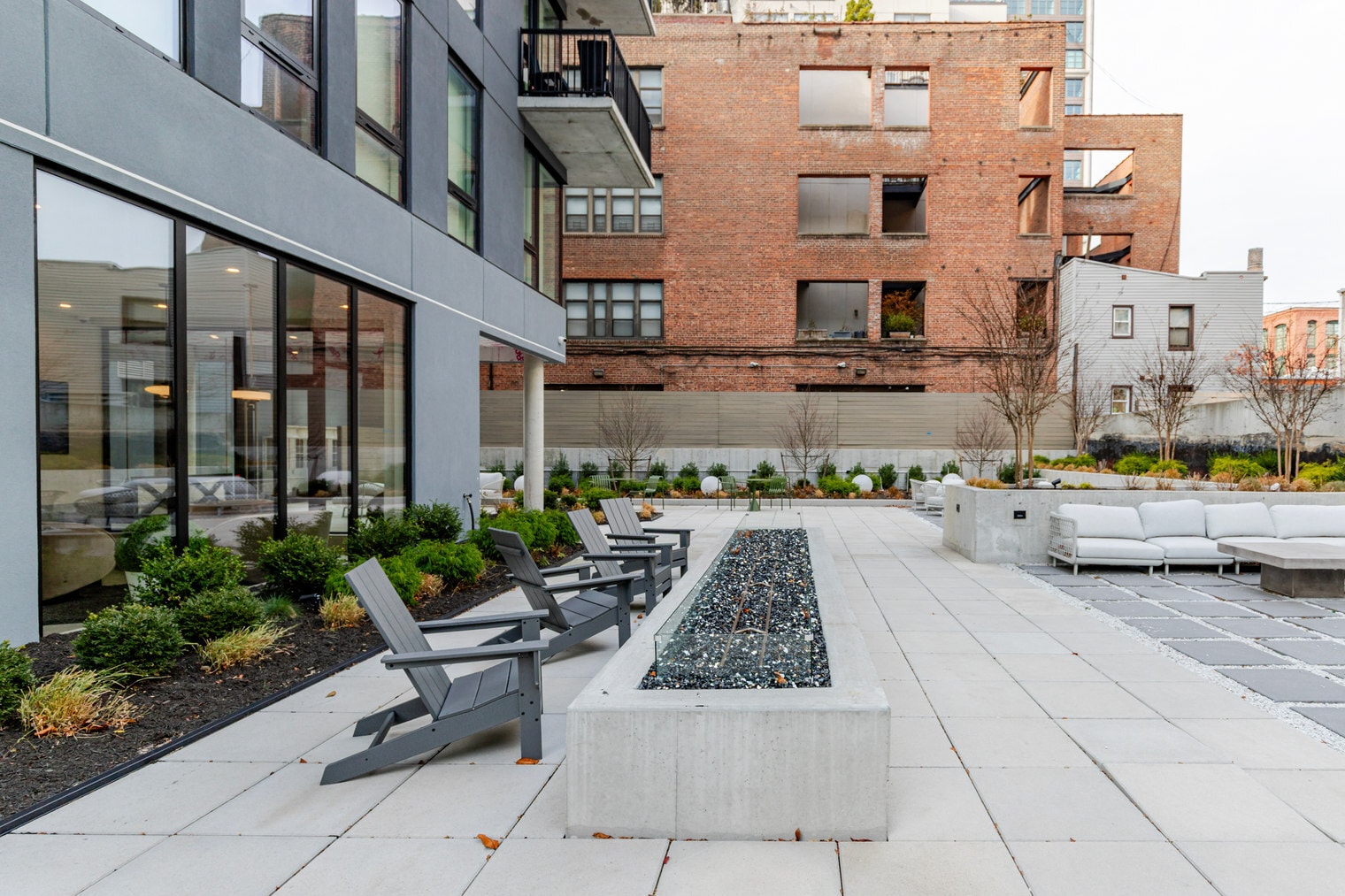 Building Photo - 218 Front St