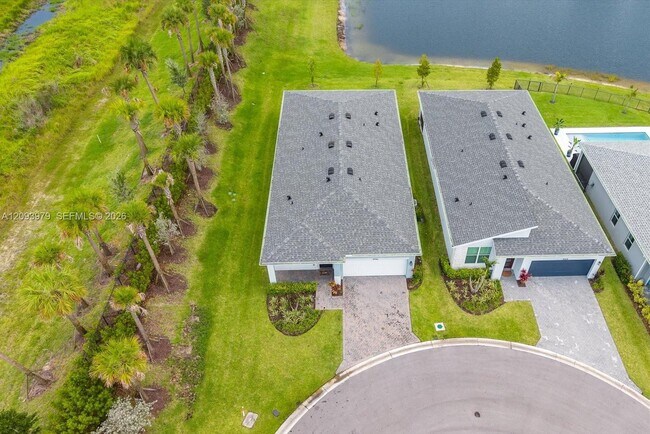 Building Photo - 8996 Remy Ln