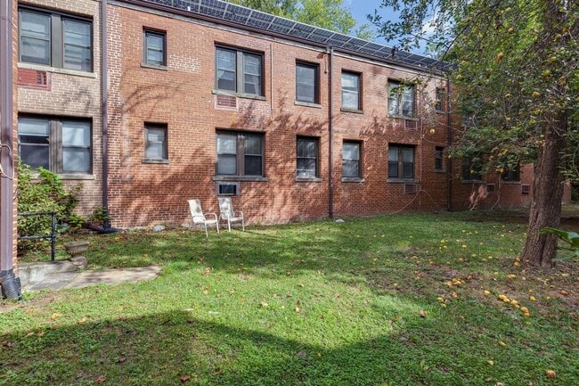 Building Photo - 3719 12th St NE