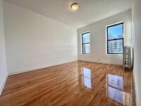 Building Photo - 2 bedroom in BRONX NY 10456