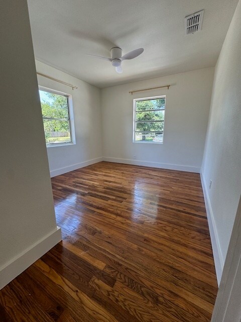 Building Photo - 320 S K St