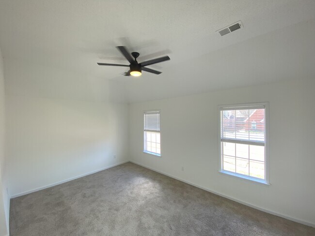 Building Photo - 1232 Sugar Ln