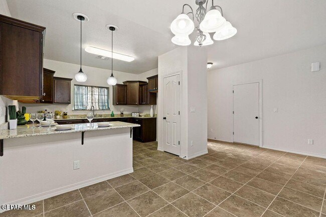 Building Photo - 1328 Dominic Anakin Dr