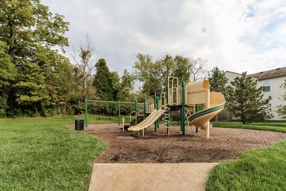 Building Photo - 8937 Hosta Way