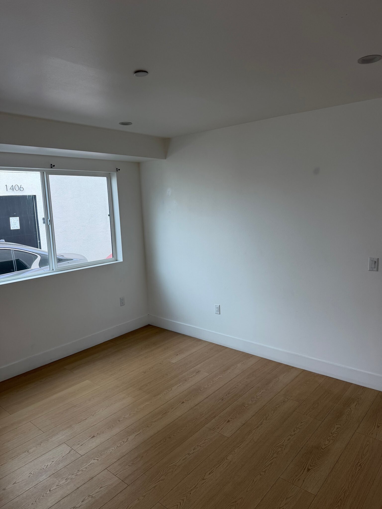 Building Photo - 1400 57th St