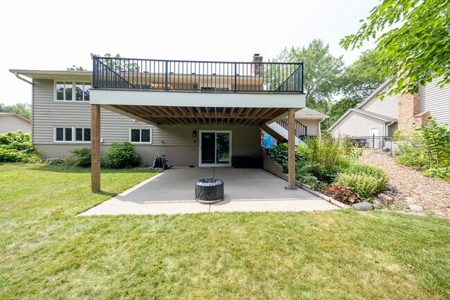 Building Photo - 13396 Everest Ave