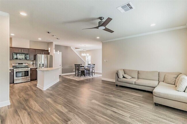 Primary Photo - 4339 Cetti St