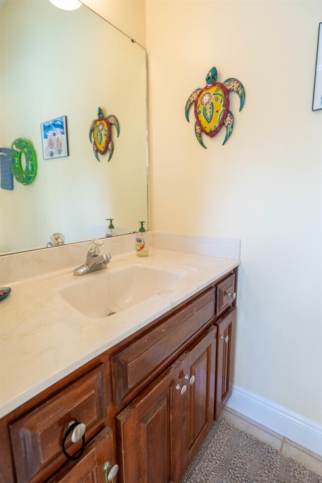 Building Photo - 491 Frank Shaw Rd