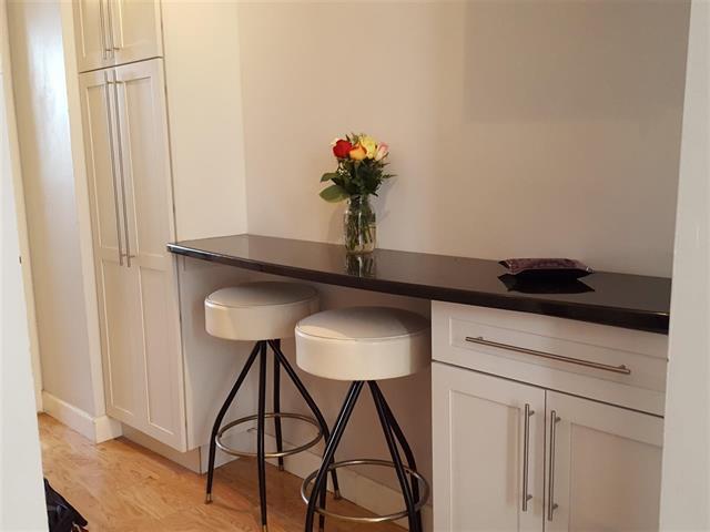 Building Photo - 259 Griffith St