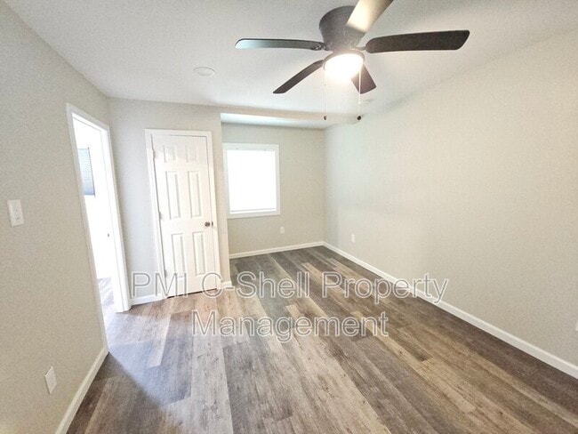 Building Photo - 3258 Peagler Plaza Rd