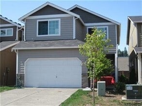 Building Photo - Spacious 4 bedroom, 2.5 bath, in Breckenridge Community