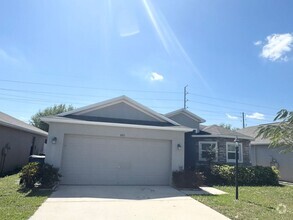 Building Photo - 4 Bedroom 2 Bath - Gated Community - Move ...
