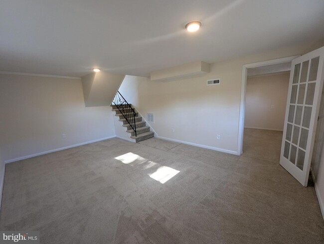 Building Photo - 6327 Willowood Ln