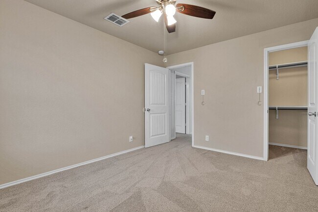 Building Photo - Spacious 5-Bedroom Beauty in Redbird Ranch –  with Community Perks!