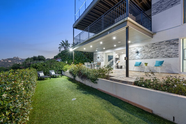 Building Photo - 3420 Blair Dr