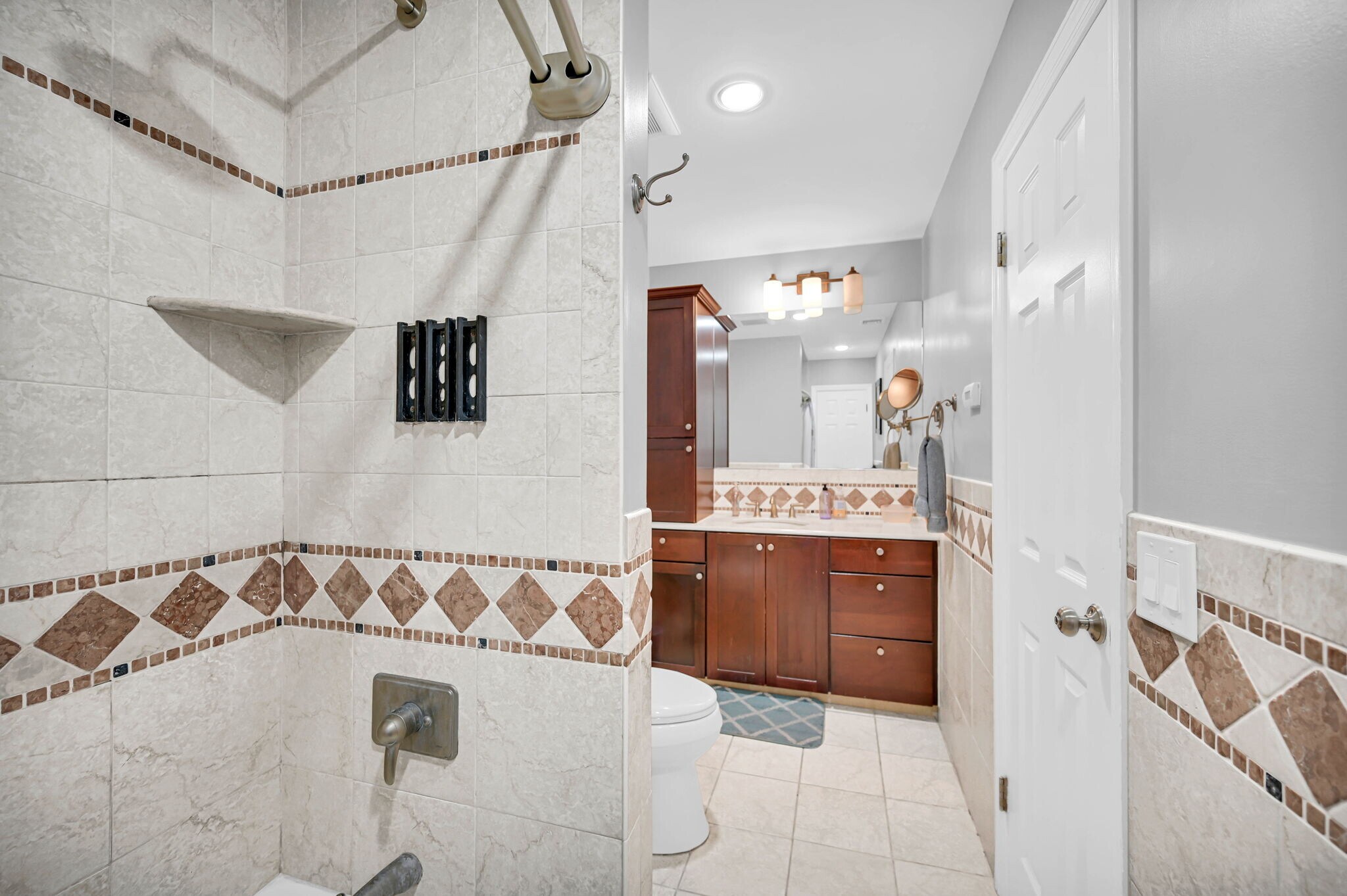 Building Photo - 15 Sweetwood Ct