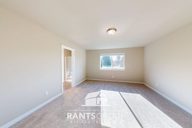 Building Photo - Leah's Landing