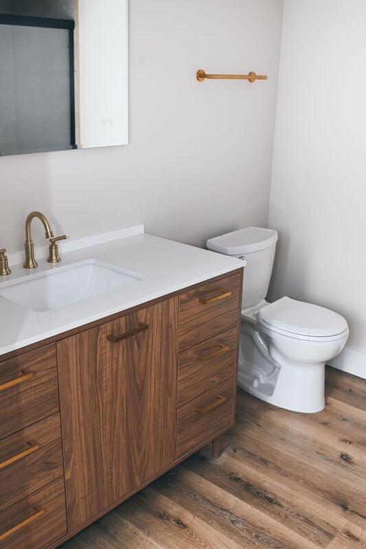 Building Photo - 754 Mt Vernon Ave