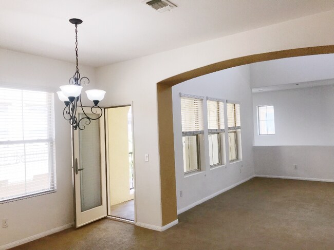 Building Photo - 2683 Piantino Cir