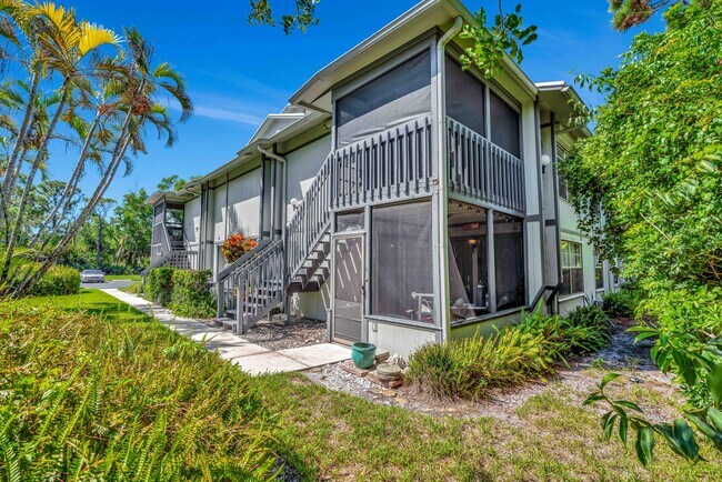 Building Photo - 8356 SE Croft Cir