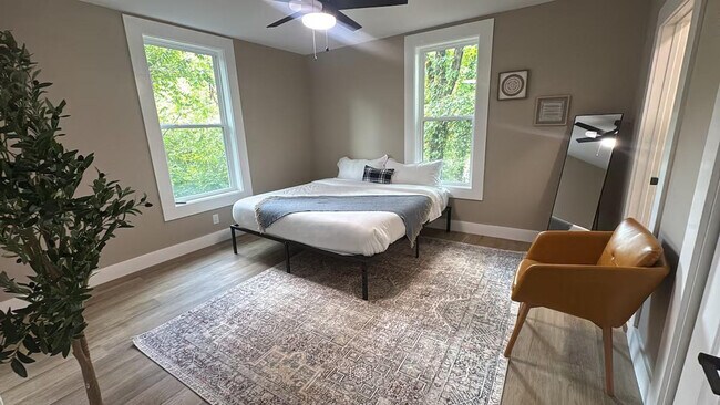 Building Photo - 203 Brockman Ave