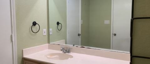 Building Photo - 3001 Green Vista Ct