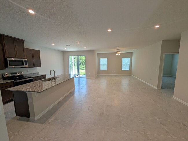 Building Photo - New Build 3/2 For Rent