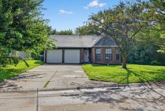 Building Photo - Charming 3-Bedroom Home in a Peaceful Neig...