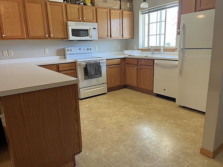 Building Photo - 2852 Brewers Ln
