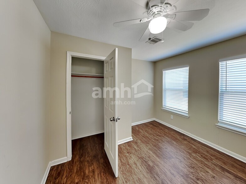Building Photo - 18219 Rexine Ln