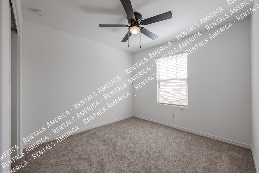 Building Photo - 3768 N 99th Dr