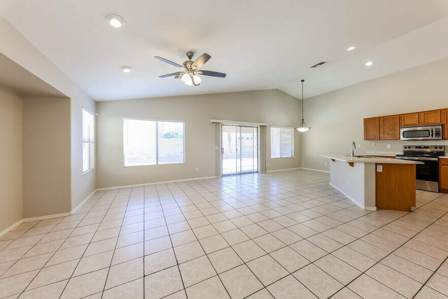 Building Photo - 9166 W Melinda Ln